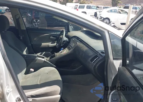 2012 Toyota Prius Two z USA, uszkodzony, nr VIN JTDKN3DU5C1511341